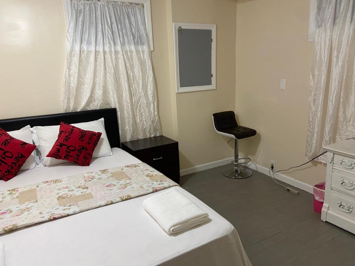 A Private Room In Queens New York Eksteriør bilde